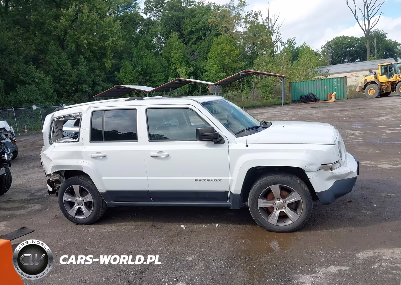2016 Jeep Patriot High Altitude Edition VIN:1C4NJPFA7GD589224 - 13