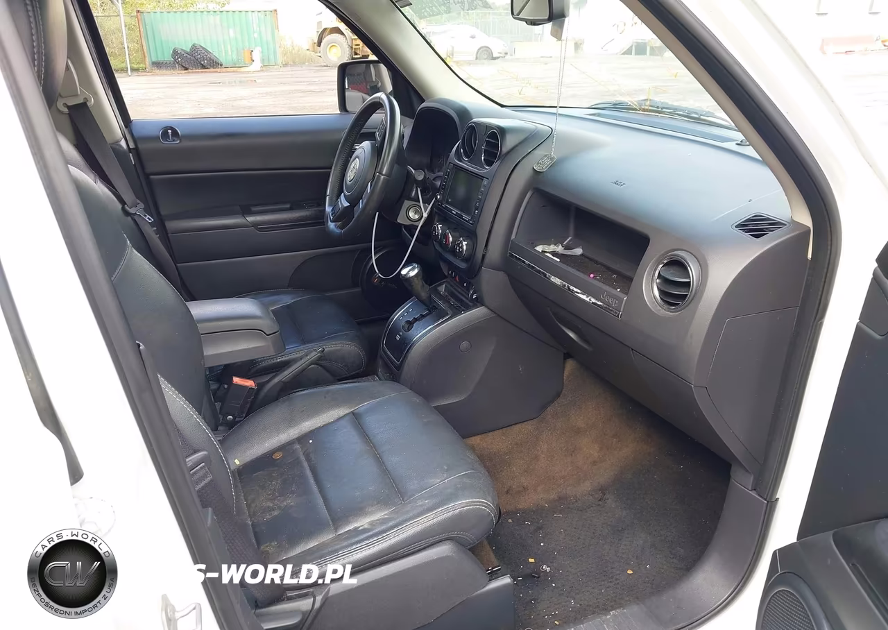 2016 Jeep Patriot High Altitude Edition VIN:1C4NJPFA7GD589224 - 5
