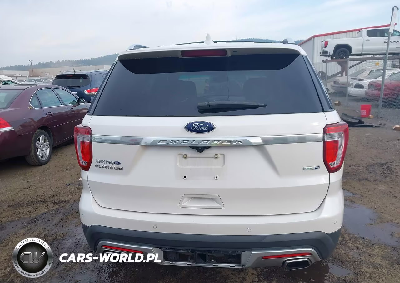 2016 Ford Explorer Platinum VIN:1FM5K8HT3GGC10702 - 16