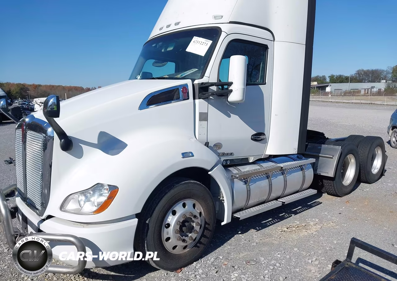 2020 Kenworth T680 VIN:1XKYDP9X4LJ426681 - 11