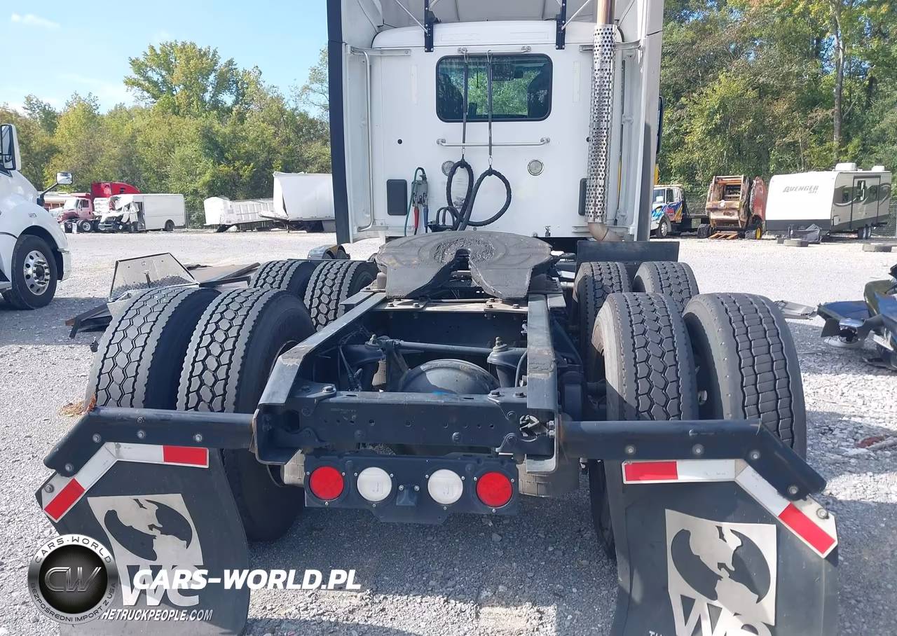 2020 Kenworth T680 VIN:1XKYDP9X4LJ426681 - 15