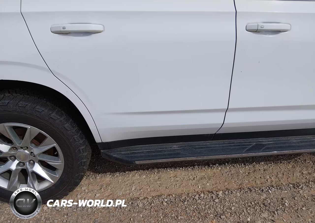 2022 Chevrolet Tahoe 4Wd Lt VIN:1GNSKNKD3NR210568 - 18