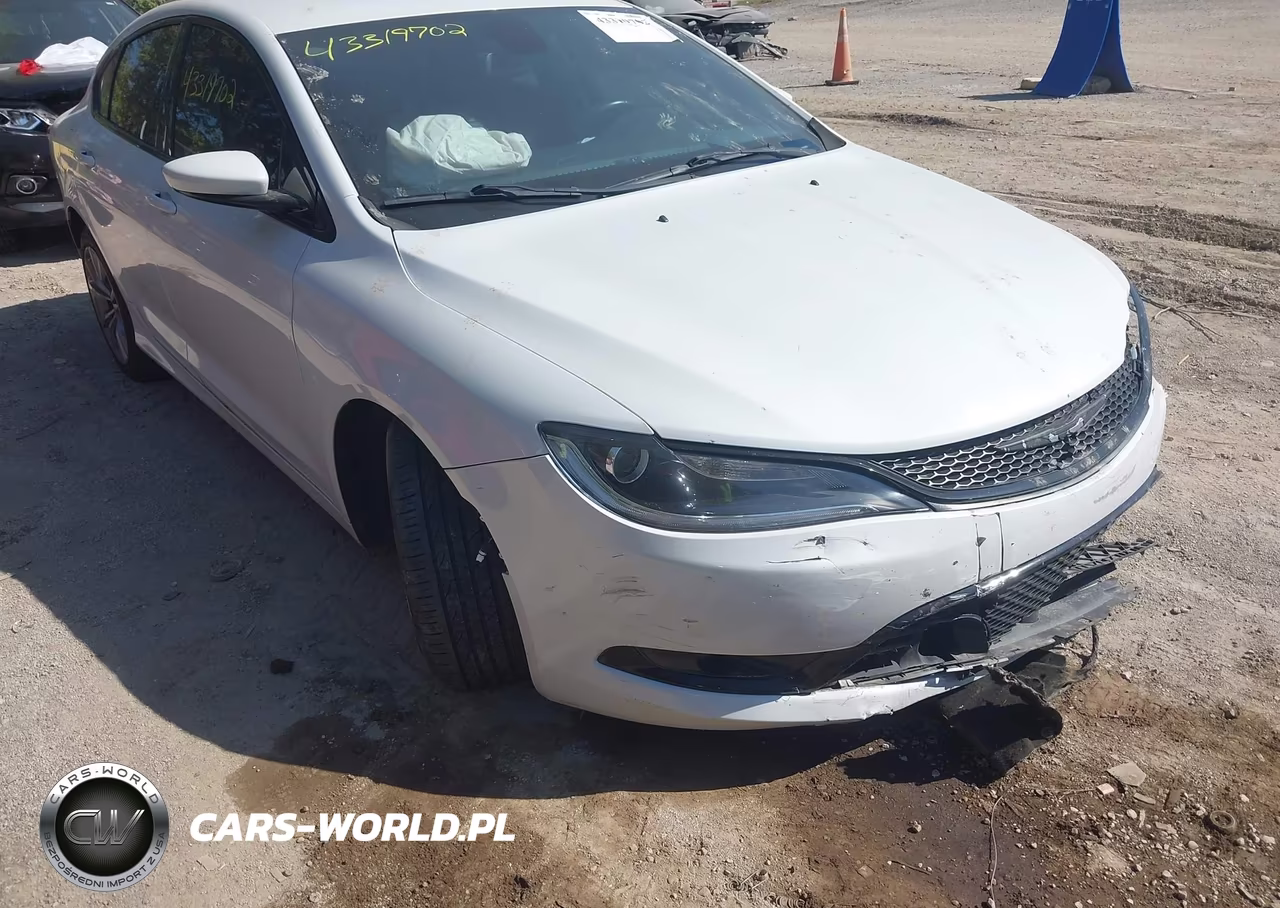 2015 Chrysler 200 S – zdjęcie 1 z 16