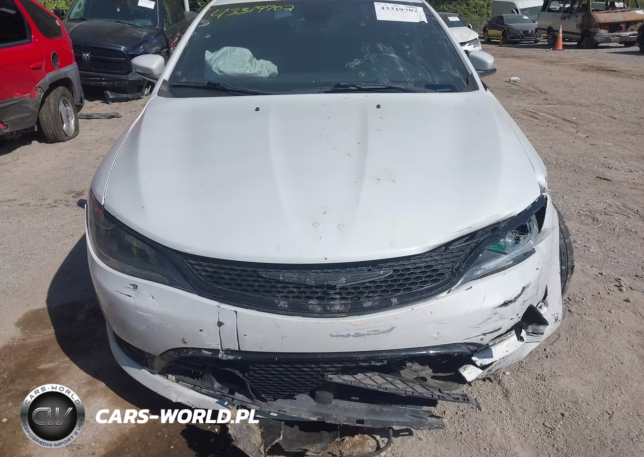 2015 Chrysler 200 S VIN:1C3CCCBB7FN614595 - 12