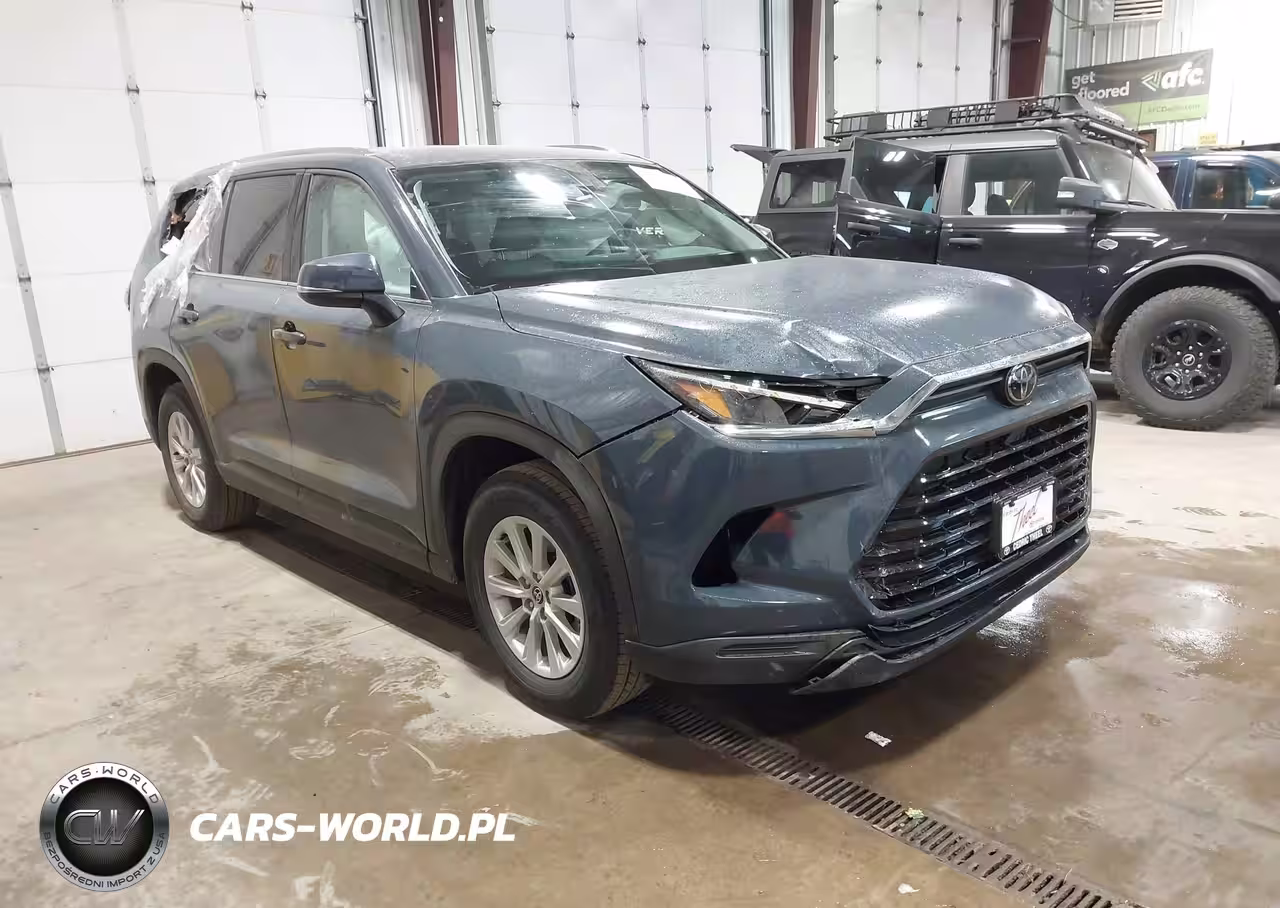 2025 Toyota Grand Highlander Xle