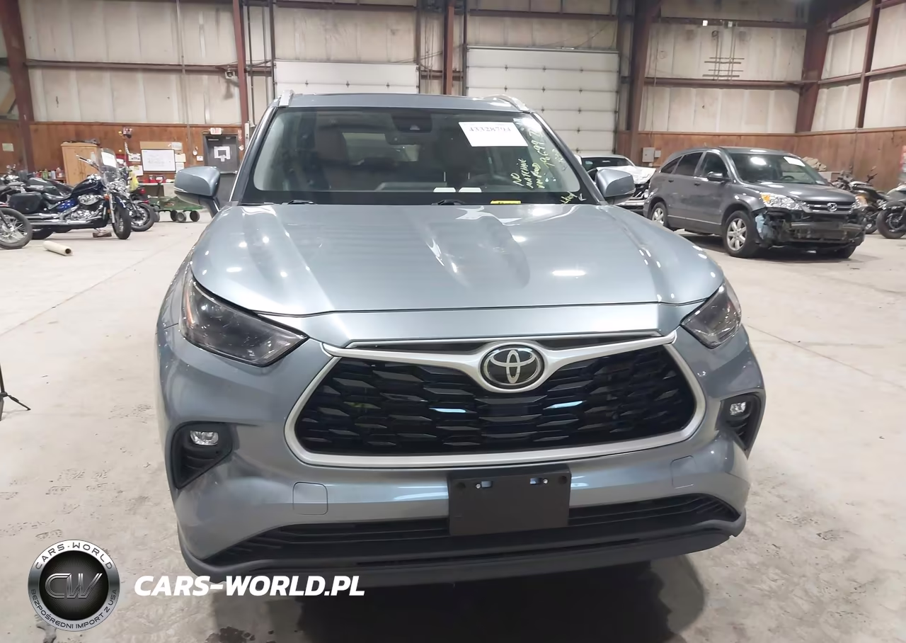 2022 Toyota Highlander Xle VIN:5TDGZRBHXNS164596 - 12