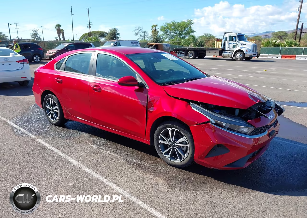 2023 Kia Forte Lxs – zdjęcie 1 z 16