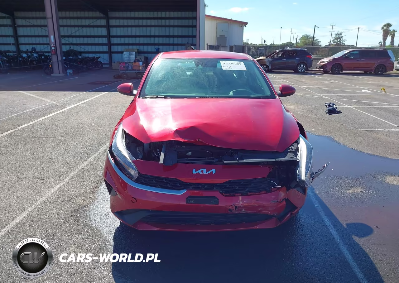 2023 Kia Forte Lxs VIN:3KPF24AD8PE659815 - 12