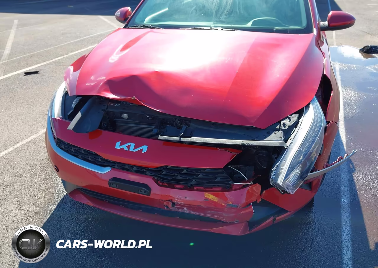 2023 Kia Forte Lxs VIN:3KPF24AD8PE659815 - 6