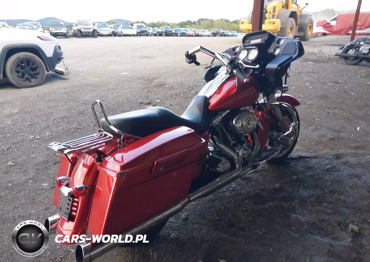 2013 Harley-Davidson Fltrx Road Glide Custom VIN:1HD1KHM17DB669889 - 4