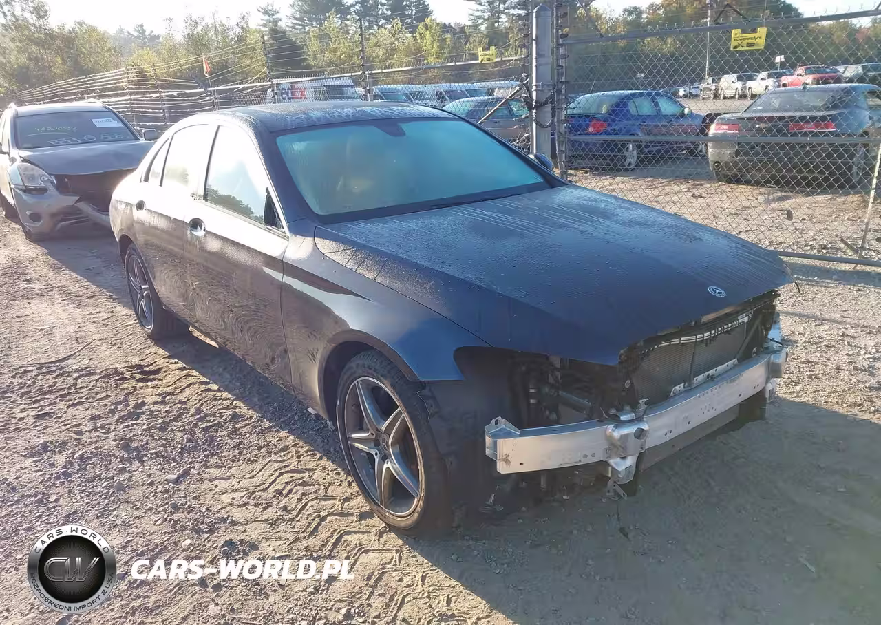 2017 Mercedes-Benz E 300 4Matic