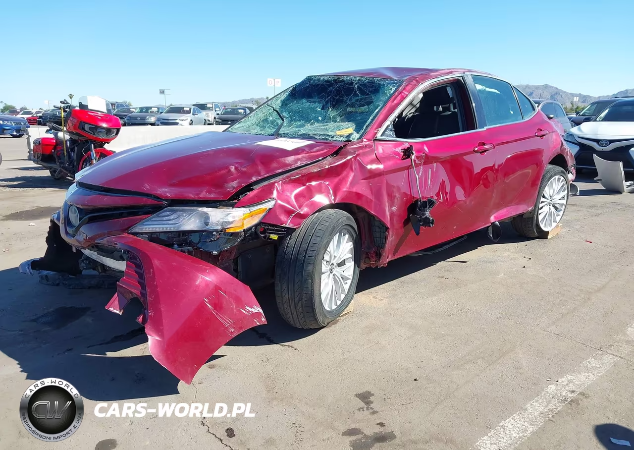 2019 Toyota Camry Xle VIN:4T1B11HK5KU725747 - 2