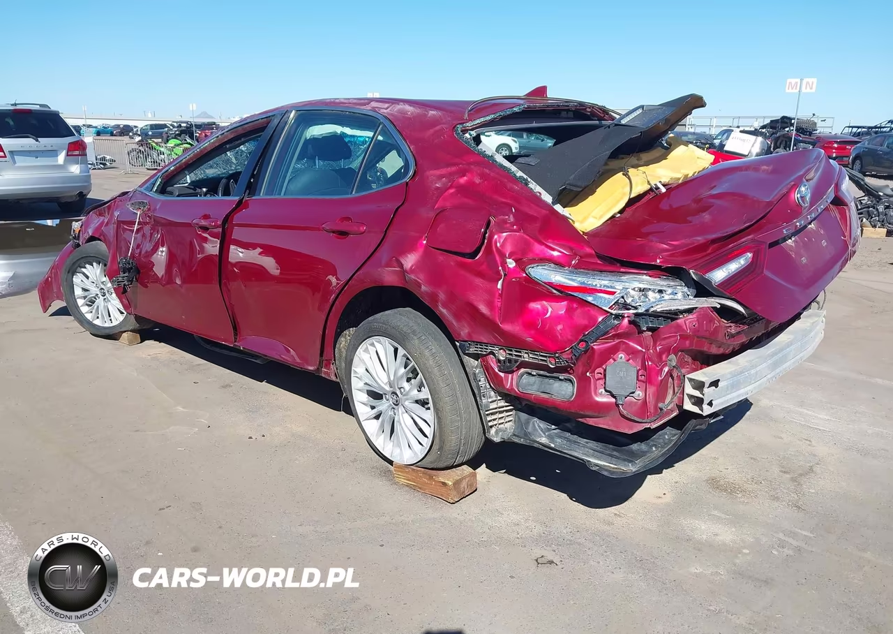 2019 Toyota Camry Xle VIN:4T1B11HK5KU725747 - 3