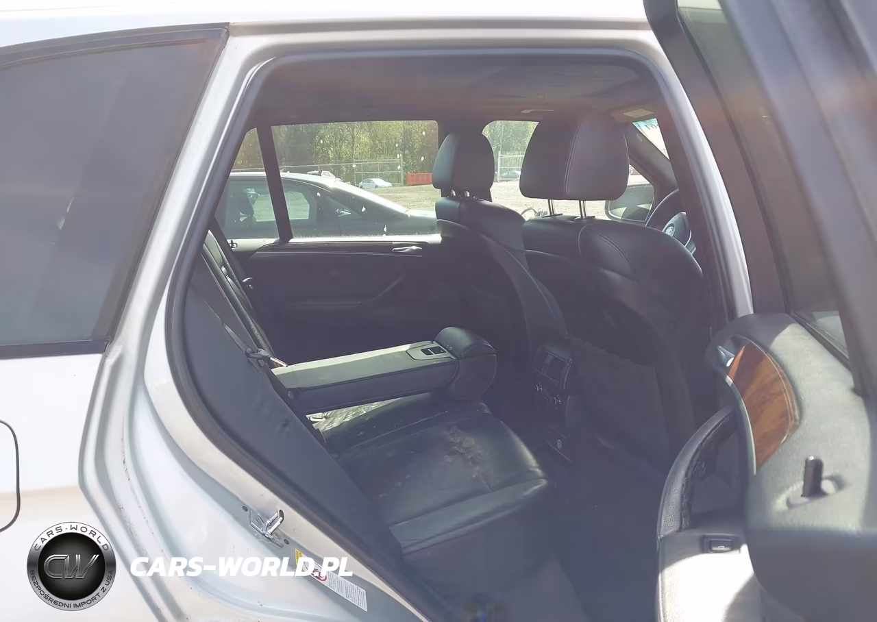 2007 BMW X5 4.8I VIN:4USFE83507LY63854 - 8