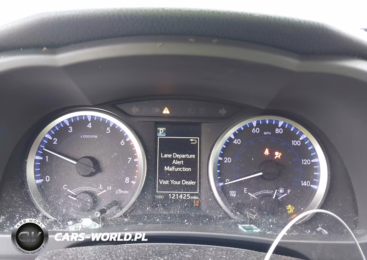 2018 Toyota Highlander Le VIN:5TDZARFH1JS035215 - 7