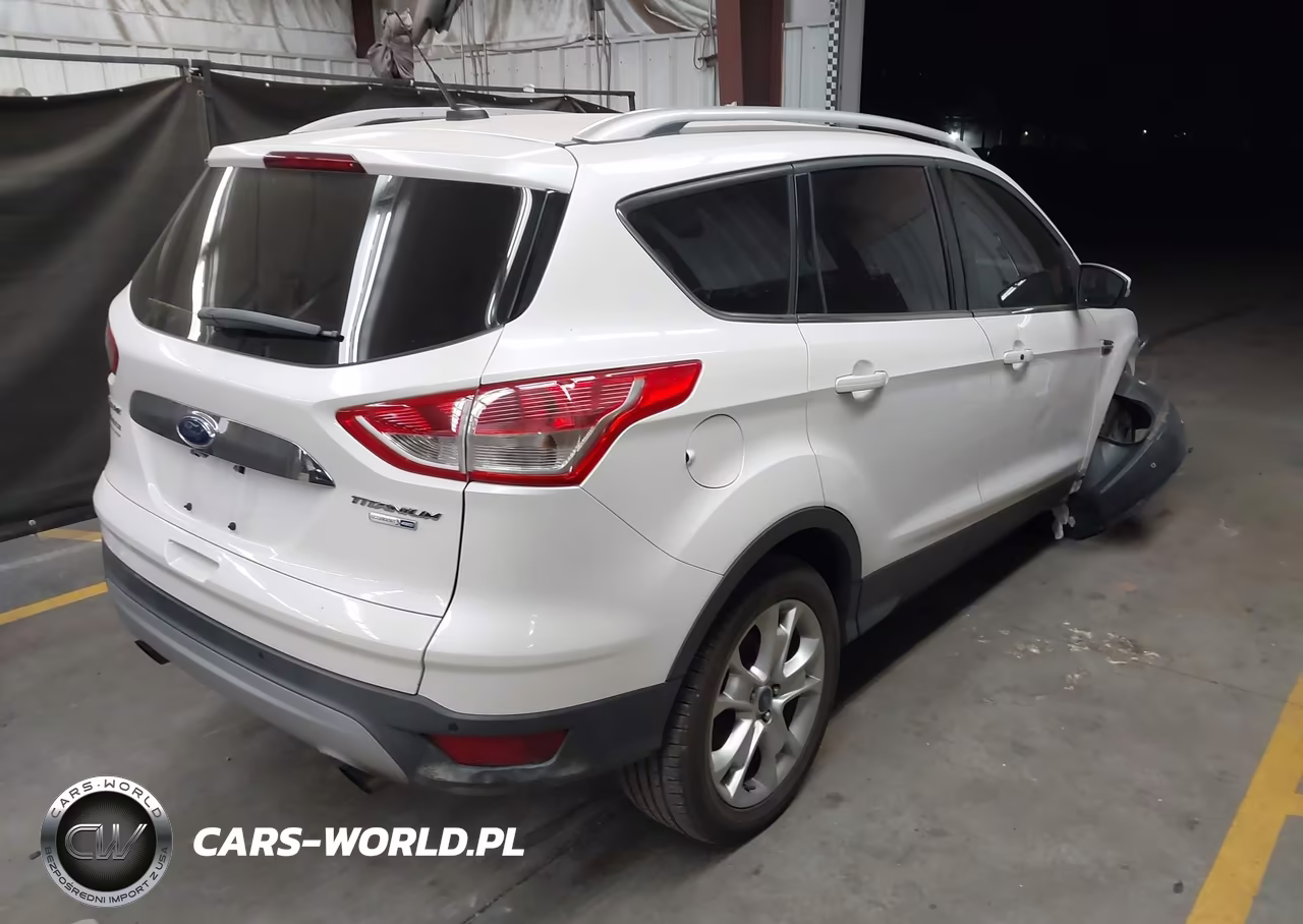2015 Ford Escape Titanium VIN:1FMCU9J98FUA24577 - 4
