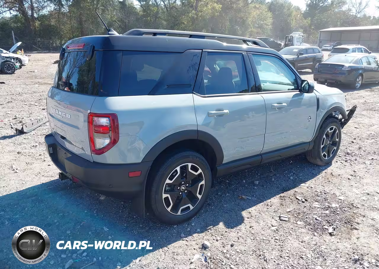 2023 Ford Bronco Sport Outer Banks VIN:3FMCR9C68PRD39716 - 4