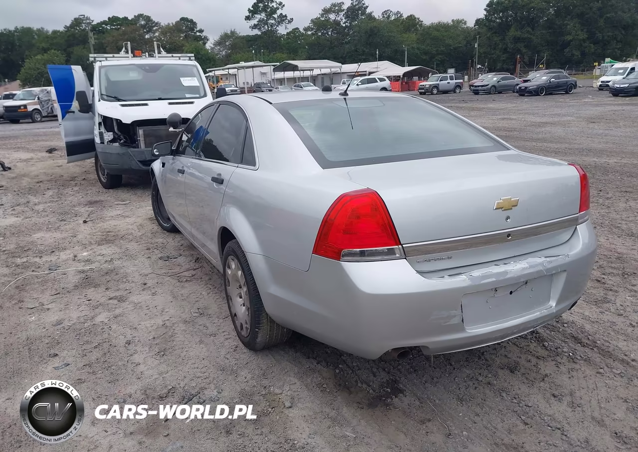 2015 Chevrolet Caprice Police VIN:6G3NS5U23FL100984 - 3
