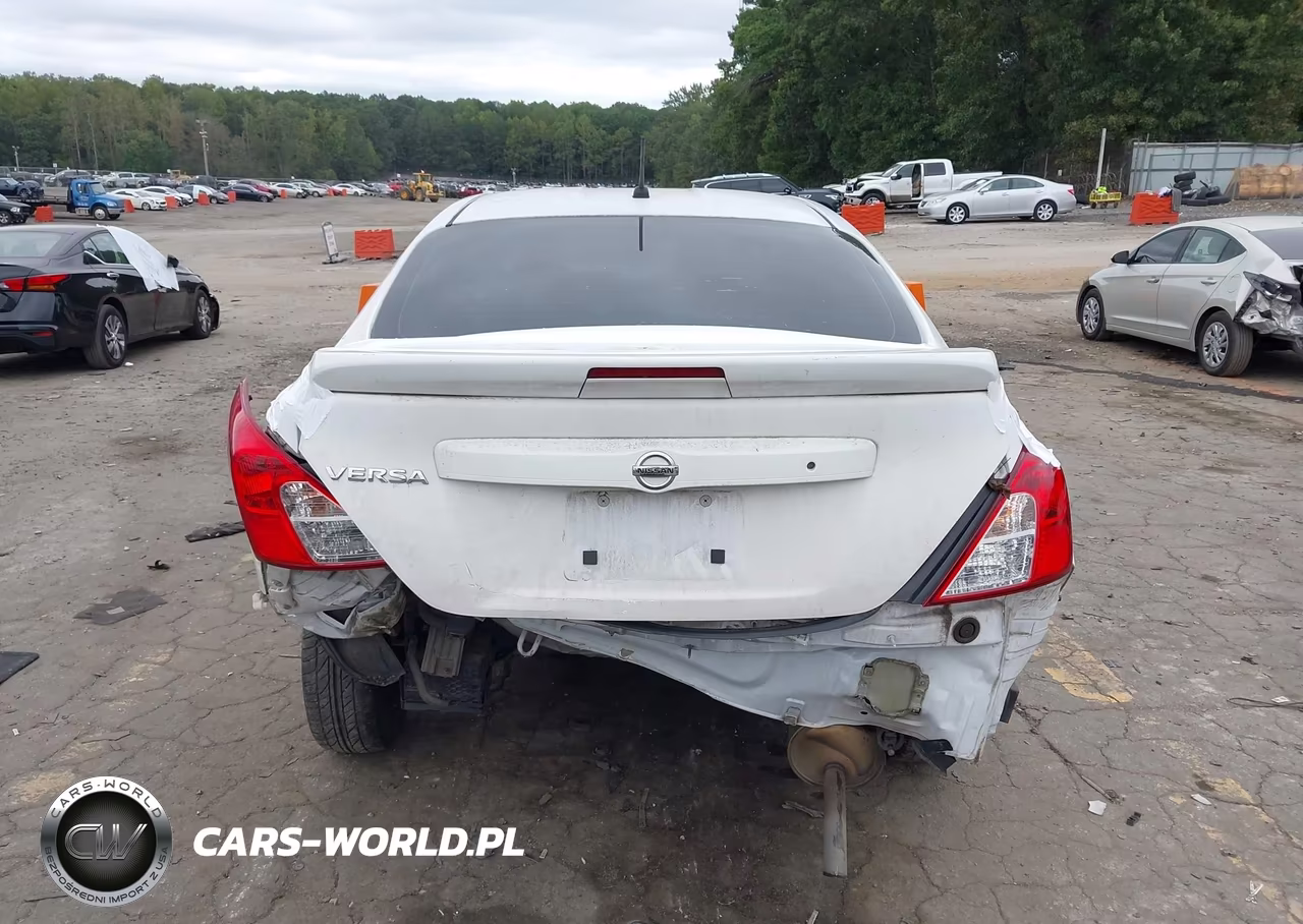 2018 Nissan Versa 1.6 S+ VIN:3N1CN7AP4JL850918 - 17