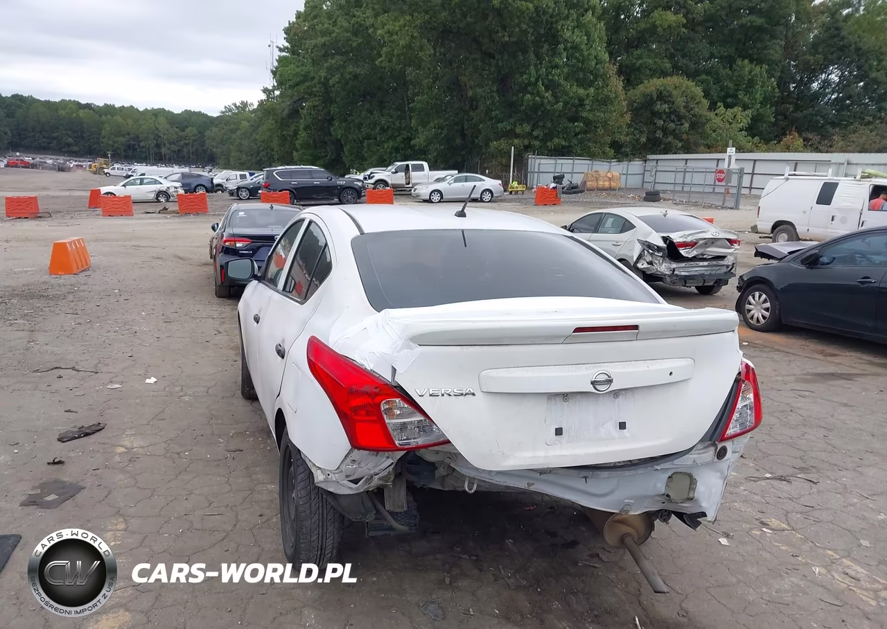 2018 Nissan Versa 1.6 S+ VIN:3N1CN7AP4JL850918 - 3