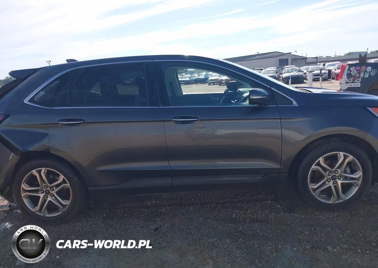 2018 Ford Edge Titanium VIN:2FMPK3K9XJBC57944 - 12