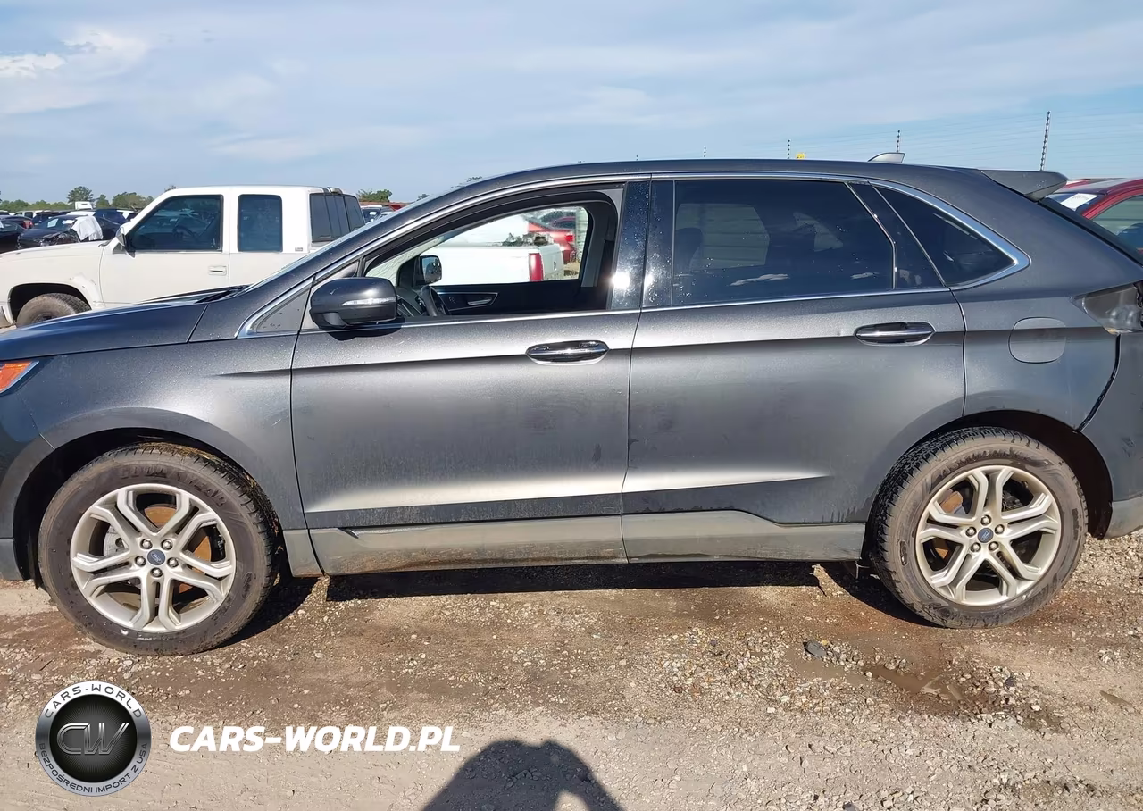 2018 Ford Edge Titanium VIN:2FMPK3K9XJBC57944 - 13