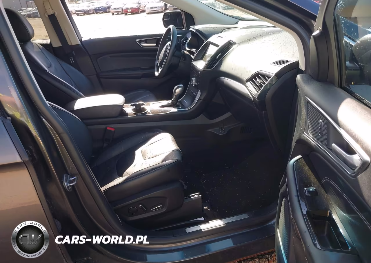2018 Ford Edge Titanium VIN:2FMPK3K9XJBC57944 - 5
