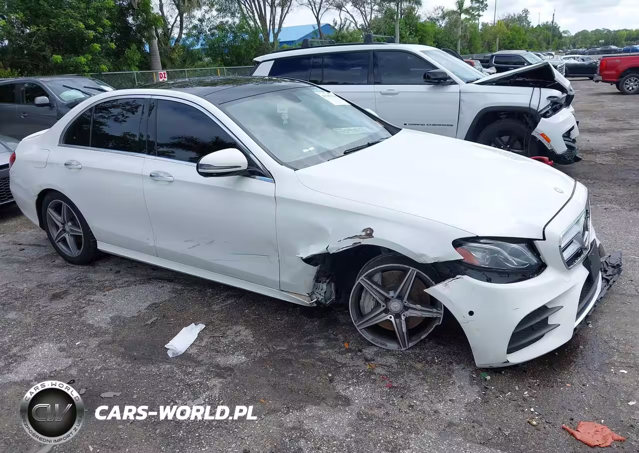 2017 Mercedes-Benz E 300 4Matic