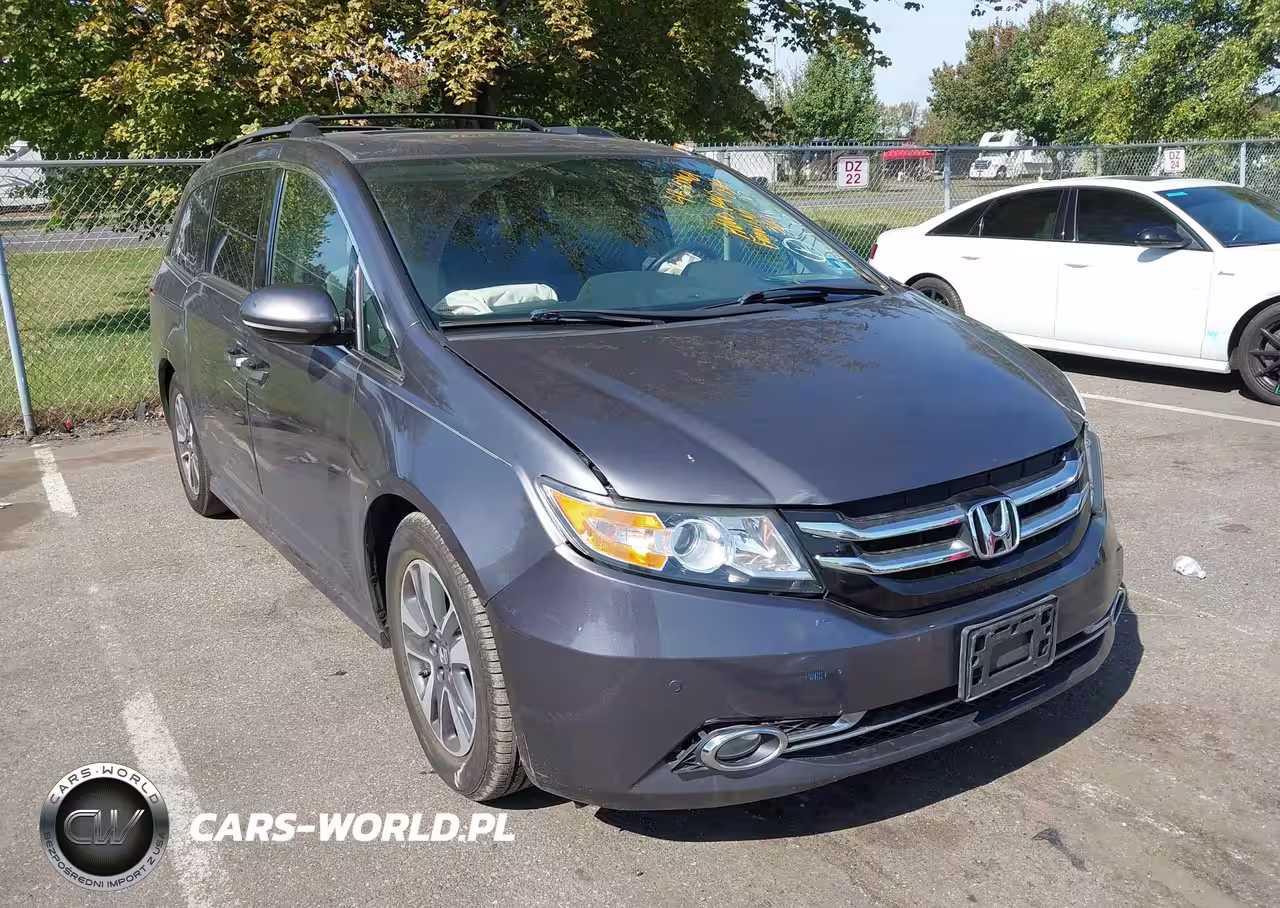 2016 Honda Odyssey Touring-Touring Elite