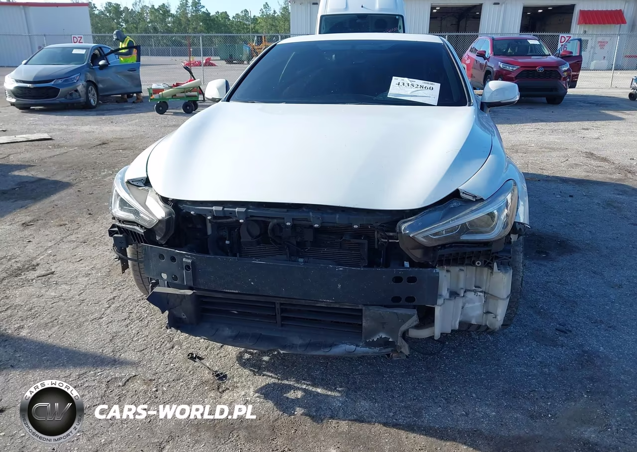 2017 Infiniti Q60 3.0T Premium VIN:JN1EV7EL9HM551084 - 6