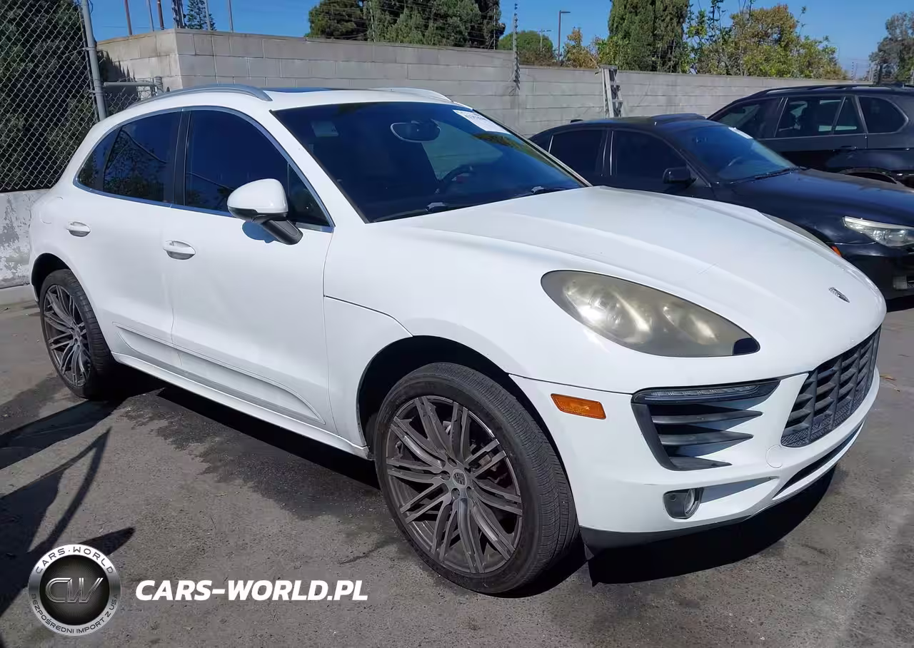 2015 Porsche Macan S