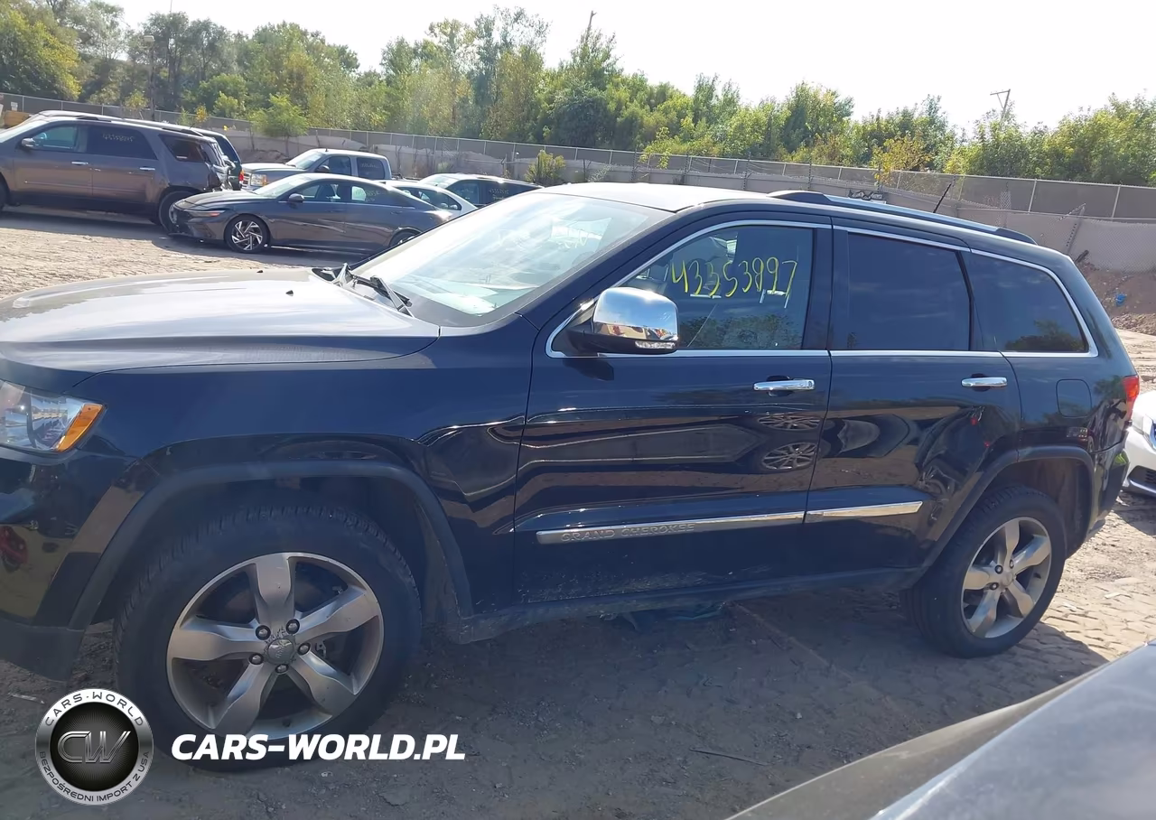 2013 Jeep Grand Cherokee Overland VIN:1C4RJFCG1DC599463 - 14