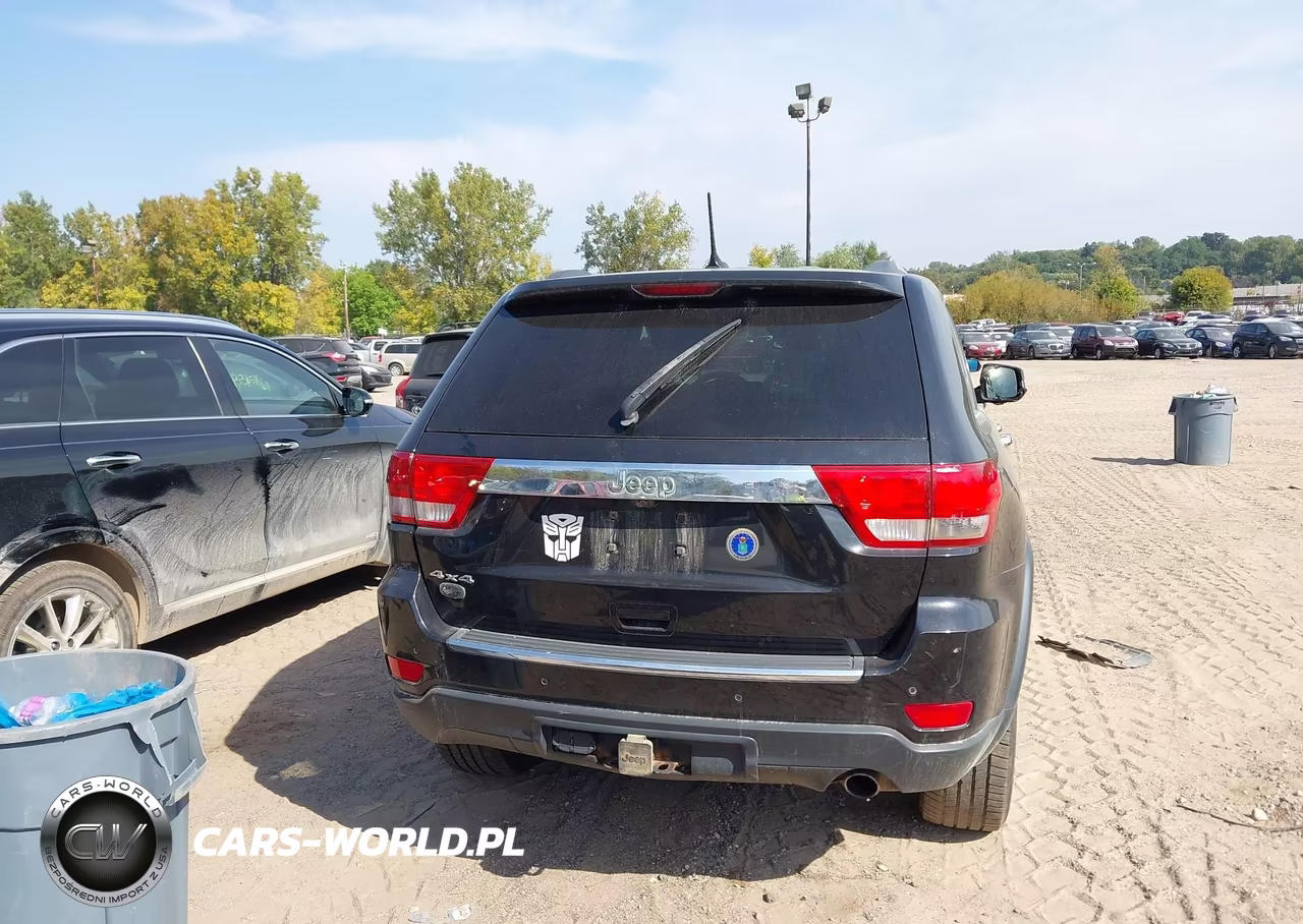2013 Jeep Grand Cherokee Overland VIN:1C4RJFCG1DC599463 - 16