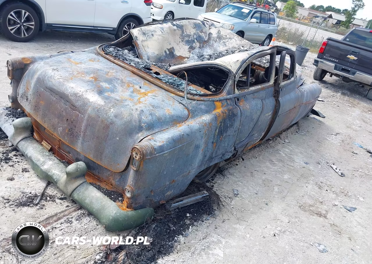 1953 Oldsmobile 88 VIN:00000000538L12918 - 4