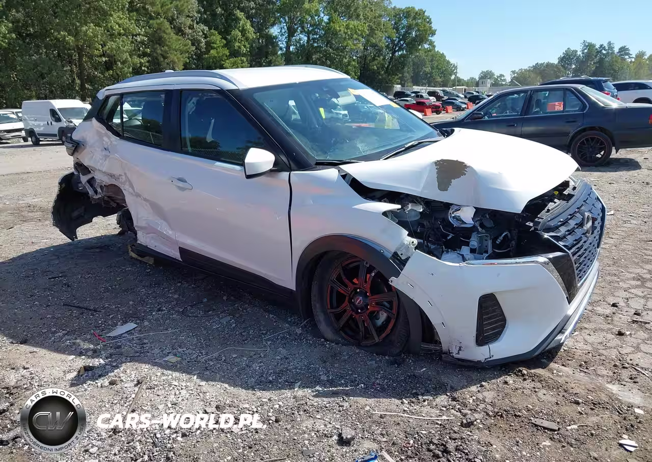 2024 Nissan Kicks Sv Xtronic Cvt