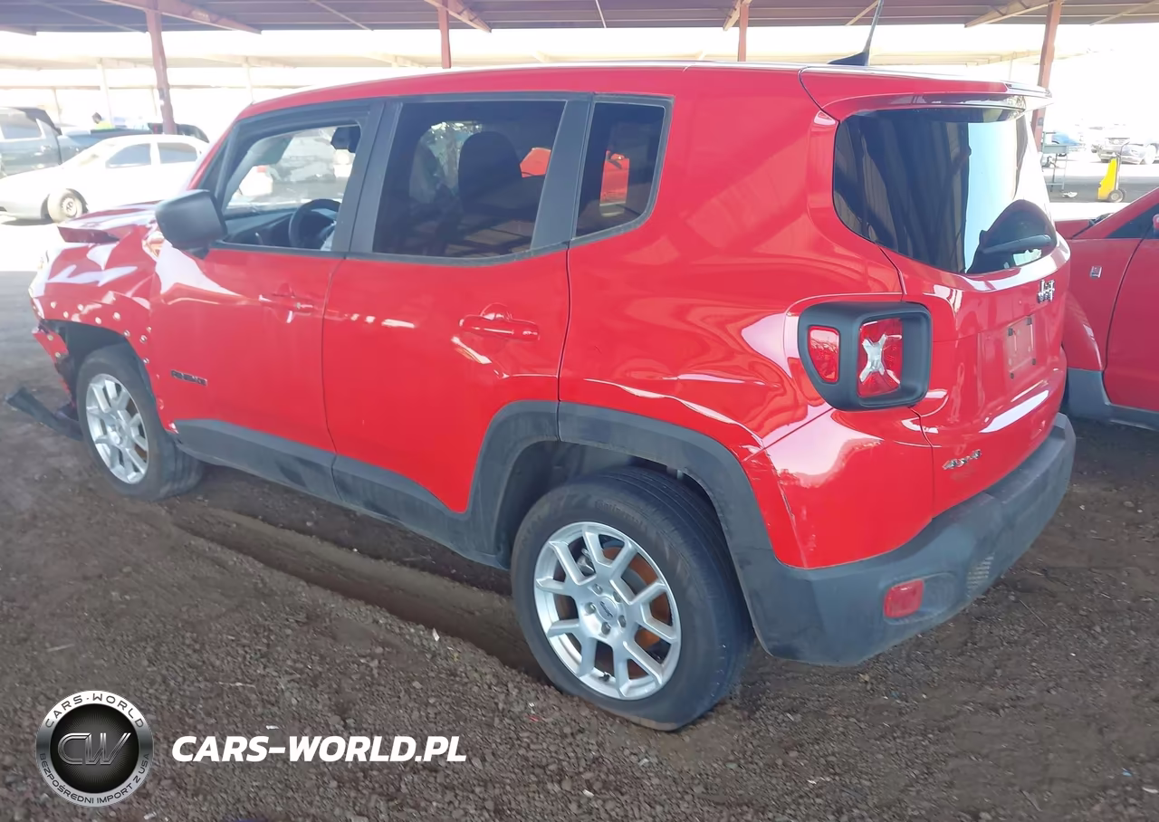 2023 Jeep Renegade Latitude 4X4 VIN:ZACNJDB13PPP16022 - 3