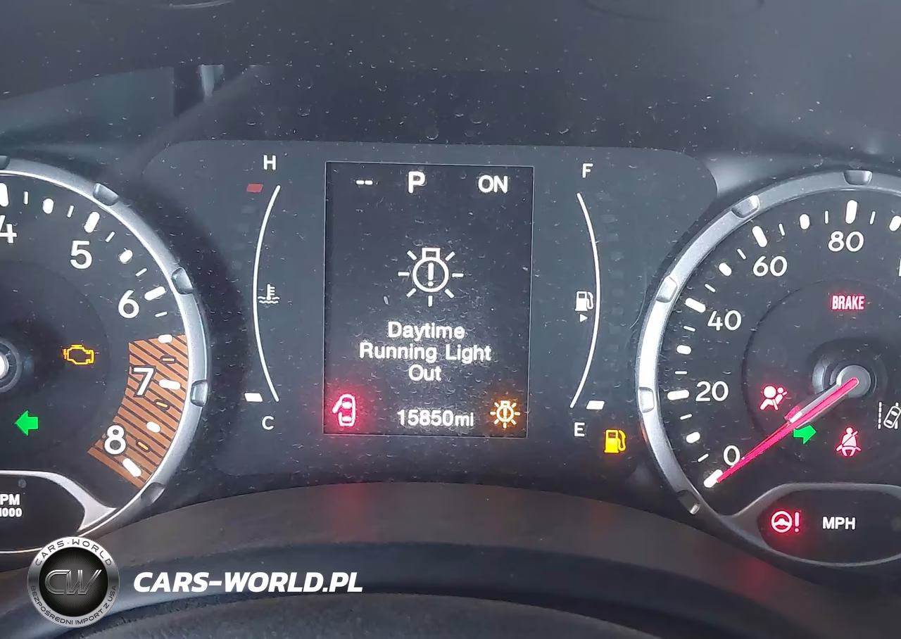 2023 Jeep Renegade Latitude 4X4 VIN:ZACNJDB13PPP16022 - 7