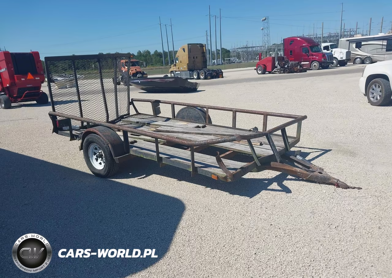 2000 Texas Bragg Enterprises Trailer