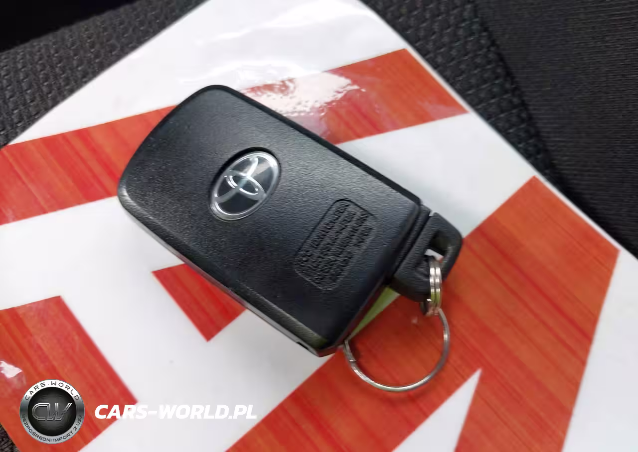 2018 Toyota Rav4 Xle VIN:JTMWFREVXJJ163915 - 11