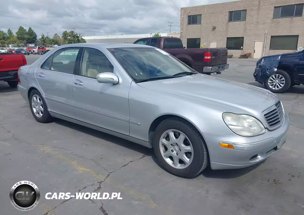 MERCEDES-BENZ