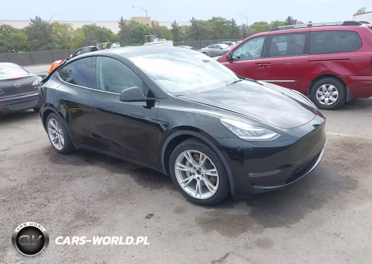 2021 Tesla Model Y Long Range Dual Motor All-Wheel Drive