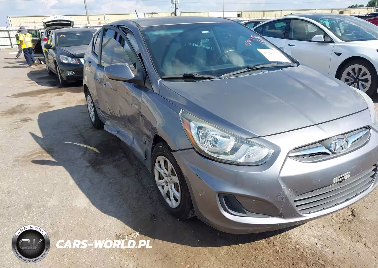 2014 Hyundai Accent Gs
