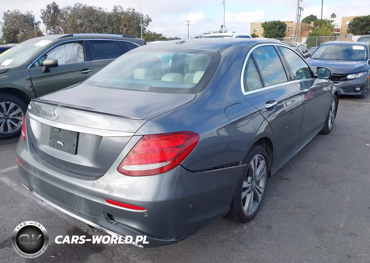 2018 Mercedes-Benz E 300 VIN:WDDZF4JB6JA316131 - 4