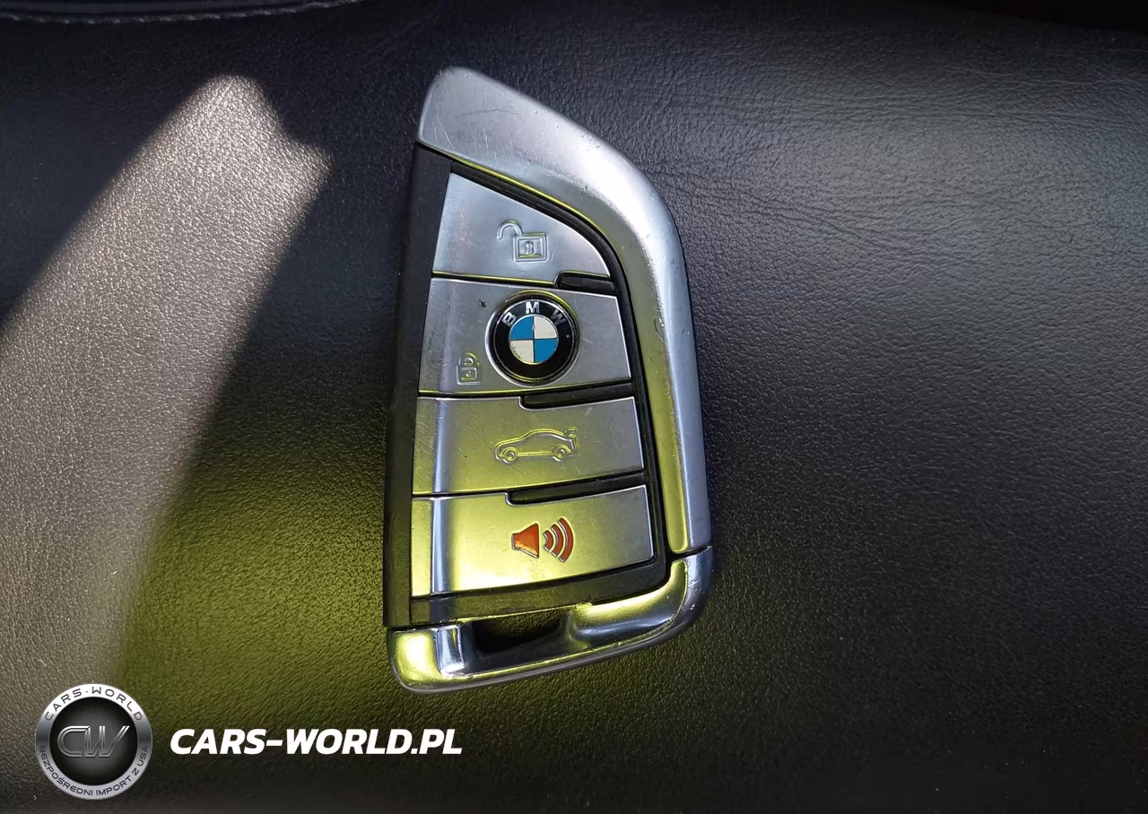 2018 BMW M5 VIN:WBSJF0C54JB283818 - 11