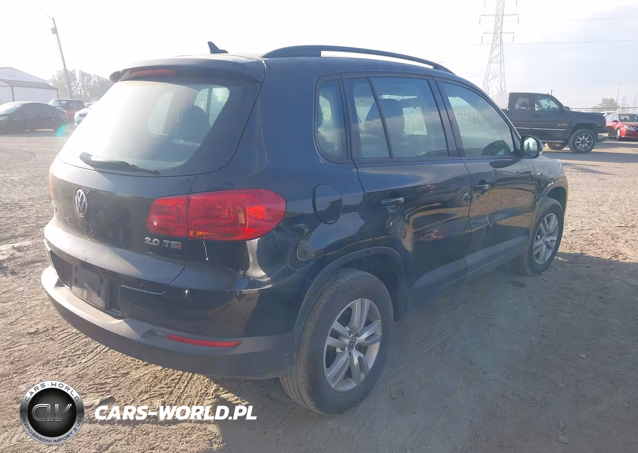 2015 Volkswagen Tiguan S VIN:WVGAV7AX7FW610991 - 4