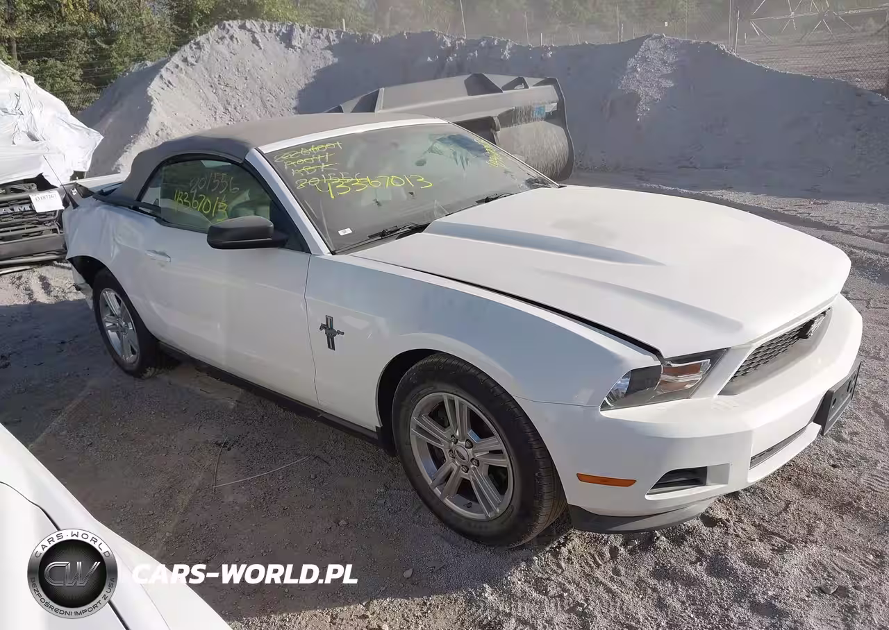 2012 Ford Mustang V6