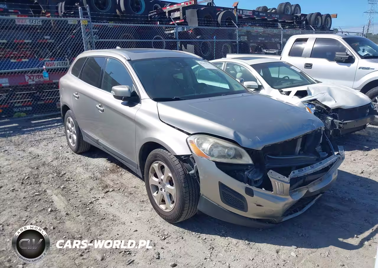 2013 Volvo Xc60 3.2-3.2 Platinum-3.2 Premier-3.2 Premier Plus