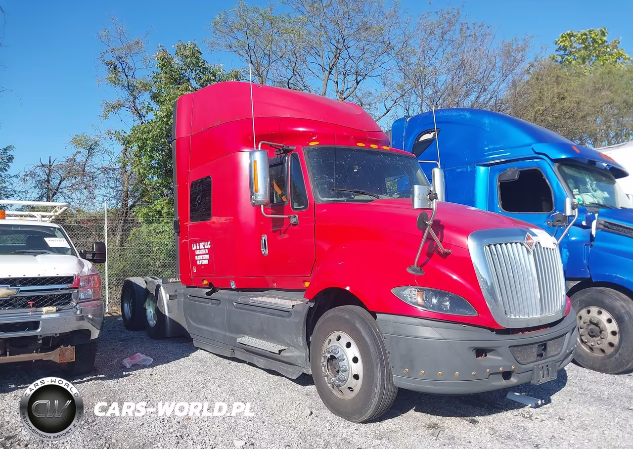 2017 International Prostar+