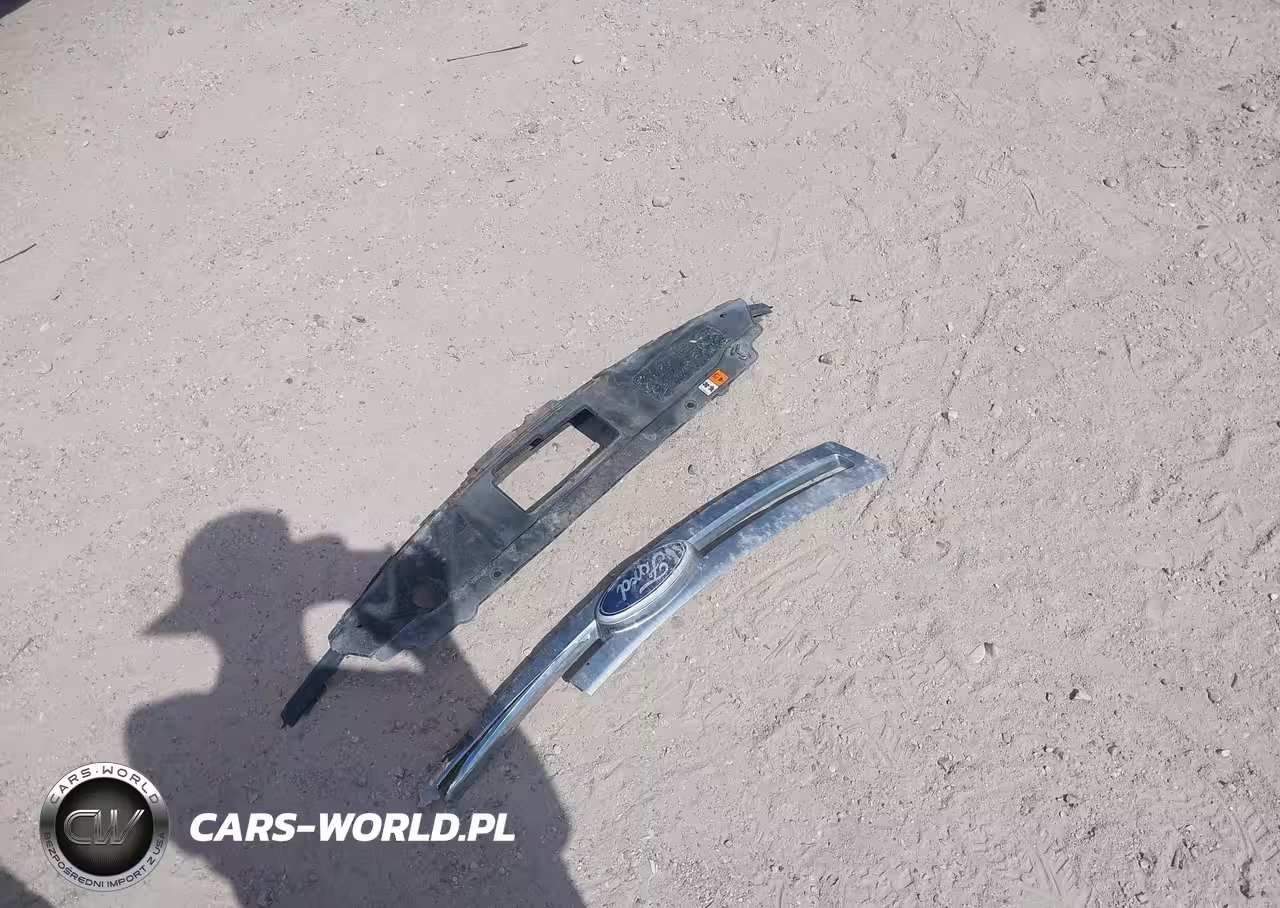 2010 Ford Focus Se VIN:1FAHP3FN8AW290740 - 12