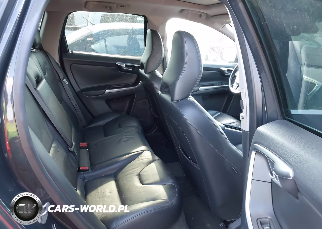 2015 Volvo Xc60 T5 Premier Plus VIN:YV440MDC2F2581332 - 8